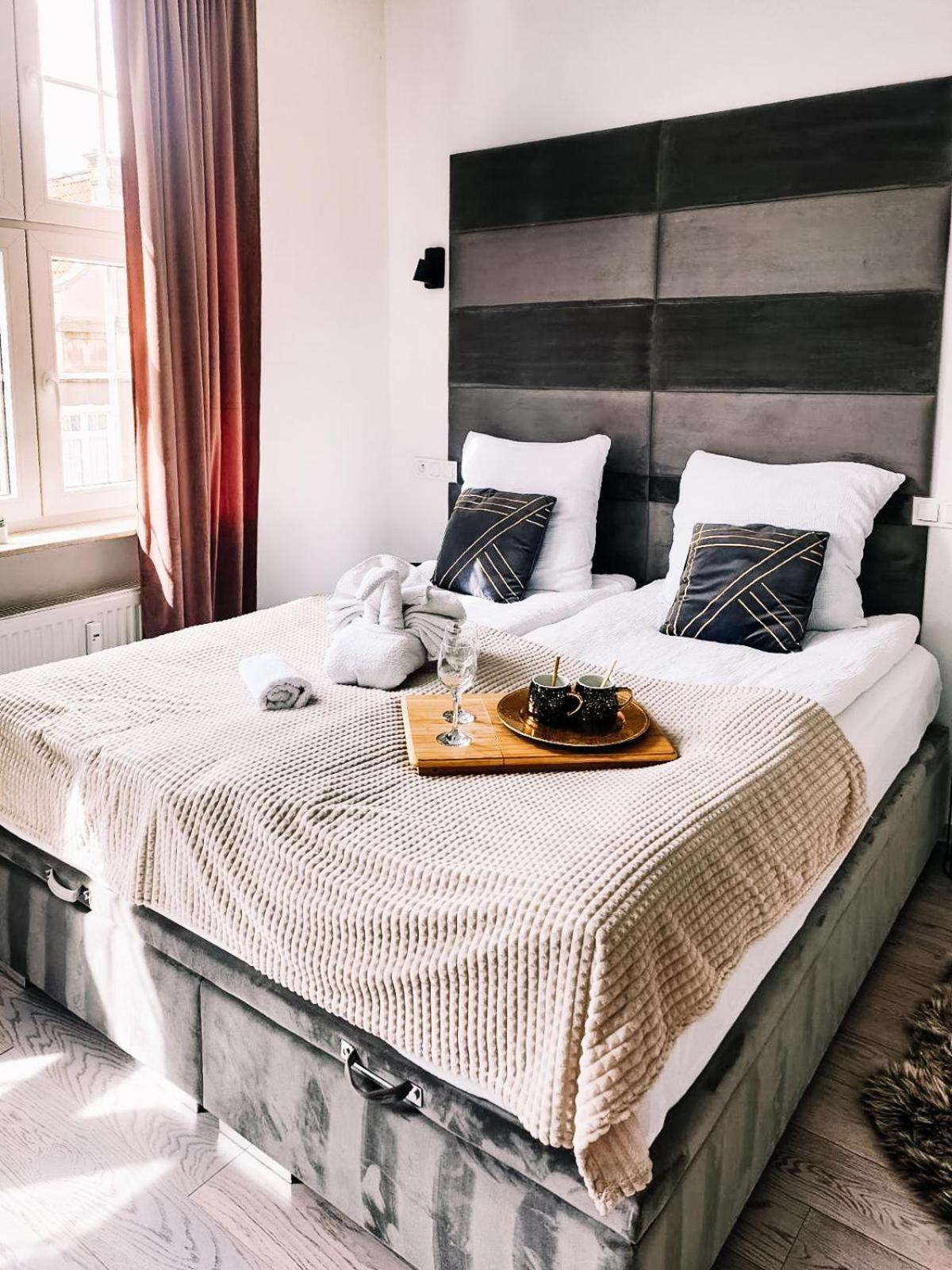 Cloud 9 King Size Bed - Old Town View Gdansk Ogarnaアパートメント エクステリア 写真